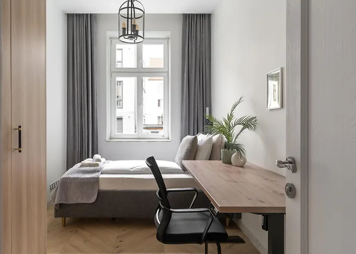 Glam & Chic - Centre By Lion Apartament