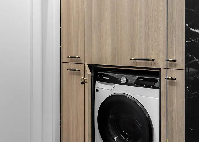Glam & Chic - Centre By Lion Apartament